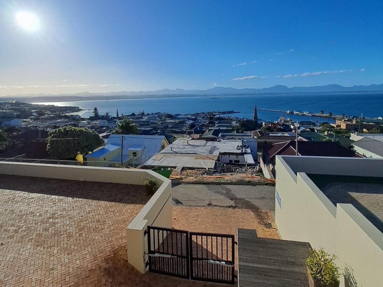 Ana'S Place Apartments Mossel Bay Kültér fotó